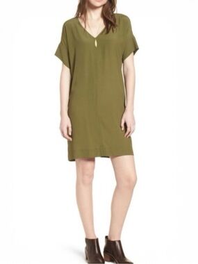 MADEWELL Novel Shift Dress Short Sleeve Olive Green Size Large.